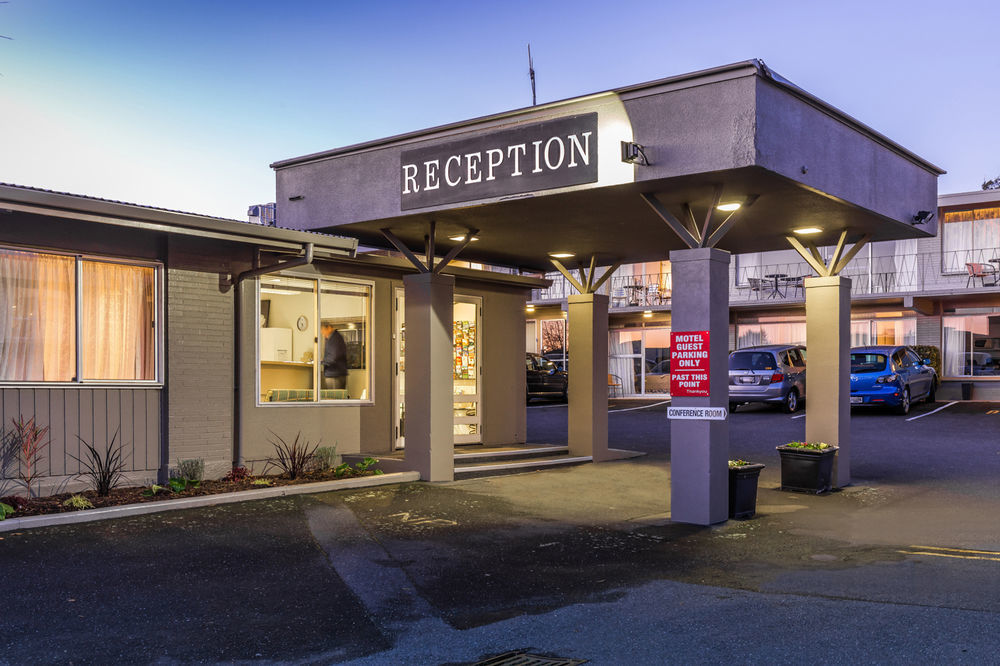 Twin Peaks Lakeside Inn Taupo Eksteriør bilde